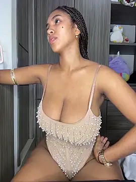 Mia sweet80 online show from 12-21-25, 03:24