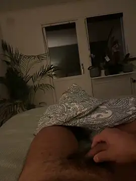 Snapshot of latina-pene chatting on 10-30-25, 01:40 latina-pene online show from 10-30-25, 01:40