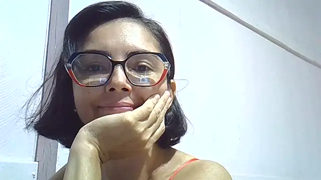 Snapshot of Luana_sexy42 chatting on 05-24-26, 02:05 Luana sexy42 online show from 05-24-26, 02:05