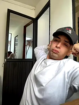 Snapshot of Jacobs0 chatting on 10-04-25, 02:15 Jacobs0 online show from 10-04-25, 02:15