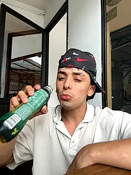 Snapshot of Jacobs0 chatting on 10-13-25, 02:06 Jacobs0 online show from 10-13-25, 02:06