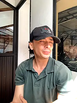 Snapshot of Jacobs0 chatting on 10-25-25, 03:07 Jacobs0 online show from 10-25-25, 03:07