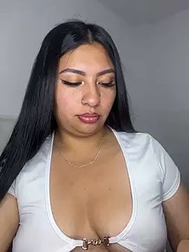 Issa Santana online show from 05-27-26, 09:34