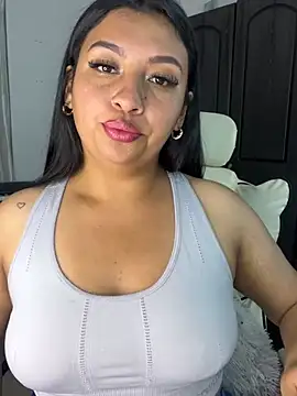 Snapshot of Issa_Santana chatting on 07-10-26, 09:06 Issa Santana online show from 07-10-26, 09:06