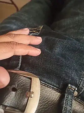 Snapshot of silvaa89 chatting on 11-19-25, 09:31 silvaa89 online show from 11-19-25, 09:31