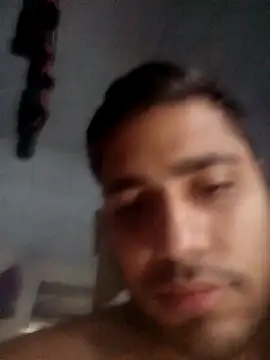 Desirock001 online show from 10-31-25, 02:23