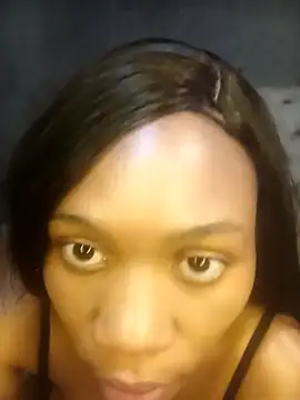 Snapshot of 0023doja chatting on 05-24-26, 06:40 0023doja online show from 05-24-26, 06:40