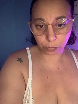 LupeLok online show from 10-11-25, 10:30