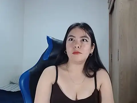 EloiseJun online show from 09-27-25, 08:36