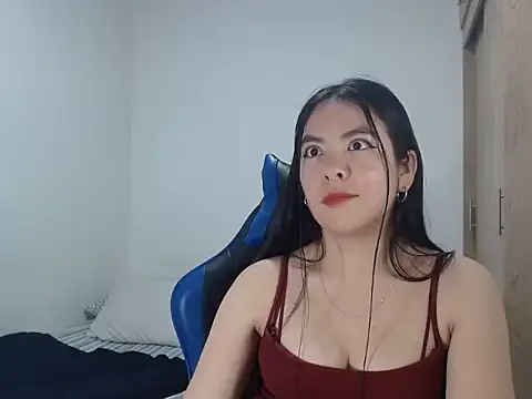 Snapshot of EloiseJun chatting on 09-30-25, 01:10 EloiseJun online show from 09-30-25, 01:10