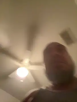 Snapshot of julio_p chatting on 09-19-25, 01:07 julio p online show from 09-19-25, 01:07