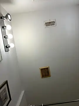 Snapshot of julio_p chatting on 10-04-25, 02:20 julio p online show from 10-04-25, 02:20