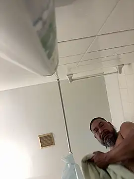 Snapshot of julio_p chatting on 02-07-26, 11:58 julio p online show from 02-07-26, 11:58