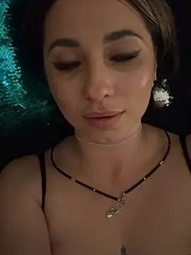 Adelina Fan online show from 02-12-26, 10:27