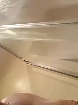 Snapshot of Barber33zk chatting on 10-24-25, 02:08 Barber33zk online show from 10-24-25, 02:08