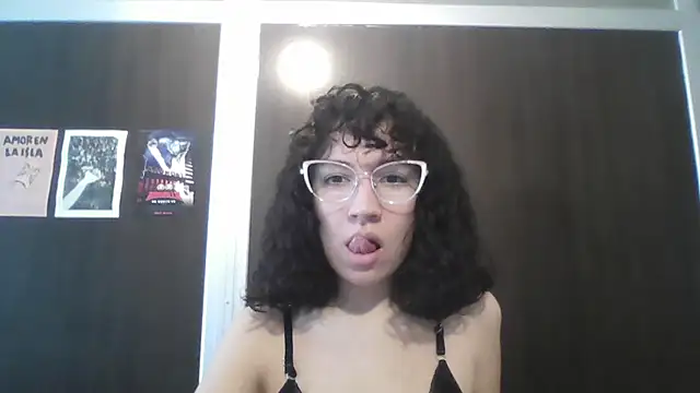 Snapshot of loliporomero chatting on 07-17-26, 06:13 loliporomero online show from 07-17-26, 06:13