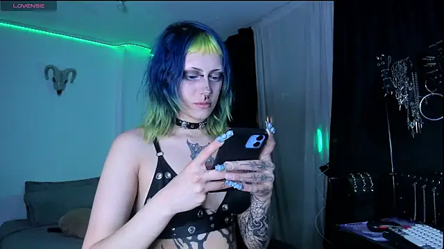 kattusauruss online show from 03-23-26, 03:43