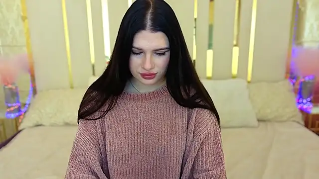 Neyla Charm online show from 10-18-25, 08:59