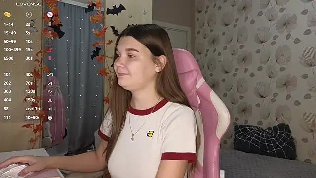  cute ice online show from 10-17-25, 05:32