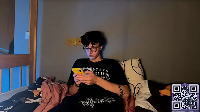 8goat online show from 10-18-25, 10:43