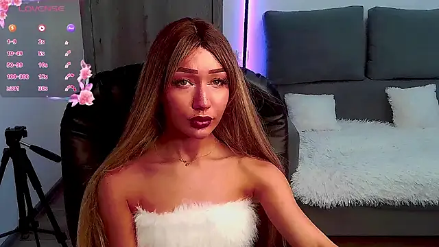 Lisa Shultz online show from 03-12-26, 01:39