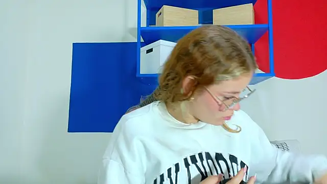 BelaMiller  online show from 10-13-25, 11:54