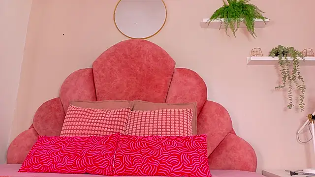 Snapshot of TiffValentinee_ chatting on 10-10-25, 07:46 TiffValentinee online show from 10-10-25, 07:46