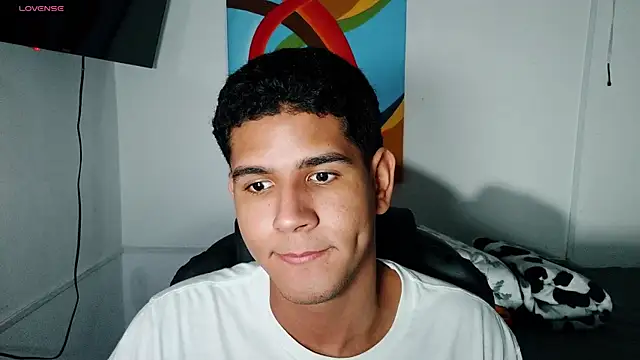 Snapshot of juanacock_1 chatting on 10-04-25, 01:14 juanacock 1 online show from 10-04-25, 01:14