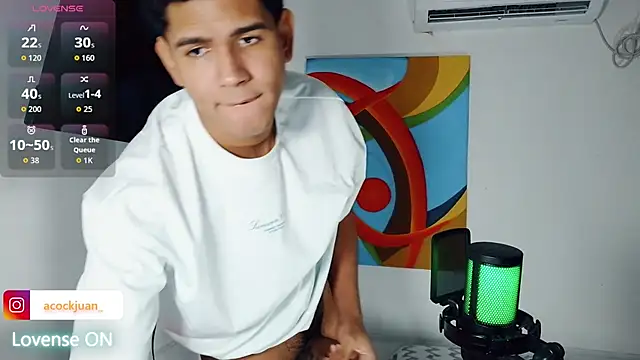 Snapshot of juanacock_1 chatting on 10-20-25, 02:56 juanacock 1 online show from 10-20-25, 02:56