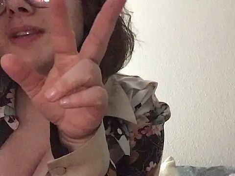 Snapshot of paigeycakes chatting on 10-26-25, 04:51 paigeycakes online show from 10-26-25, 04:51