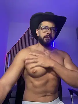 Snapshot of magnumchris chatting on 02-12-26, 08:31 magnumchris online show from 02-12-26, 08:31