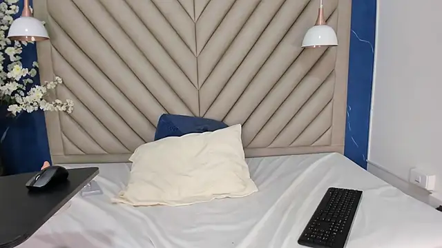 Ibbie drastic online show from 09-12-25, 12:16