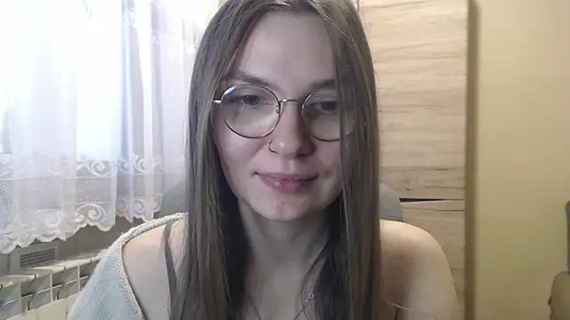 Snapshot of LooveELLYx chatting on 01-04-25, 07:45 LooveELLYx online show from 01-04-25, 07:45