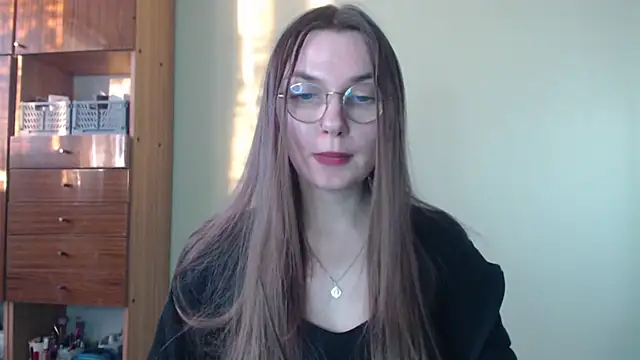 Snapshot of LooveELLYx chatting on 01-07-25, 02:41 LooveELLYx online show from 01-07-25, 02:41