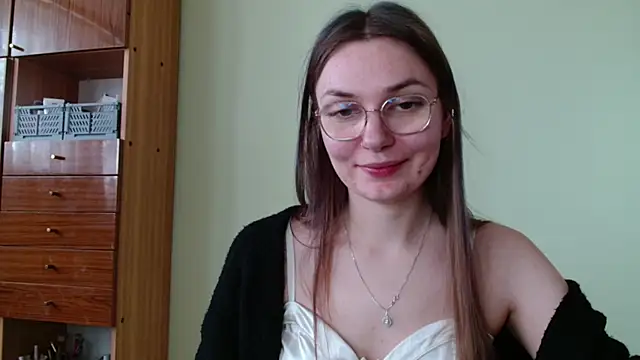 Snapshot of LooveELLYx chatting on 01-24-25, 10:53 LooveELLYx online show from 01-24-25, 10:53