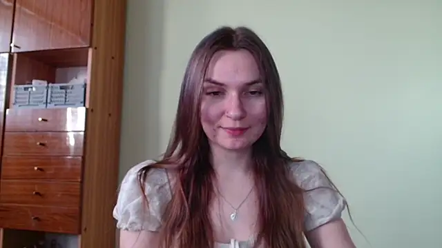 Snapshot of LooveELLYx chatting on 02-03-25, 02:34 LooveELLYx online show from 02-03-25, 02:34