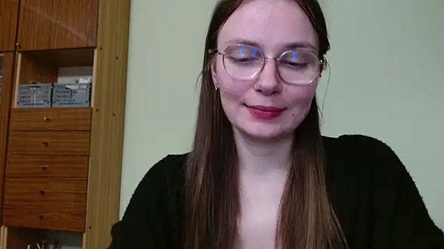 Snapshot of LooveELLYx chatting on 02-12-25, 05:48 LooveELLYx online show from 02-12-25, 05:48