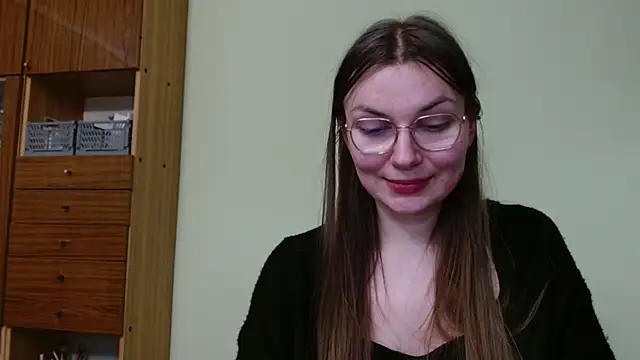 Snapshot of LooveELLYx chatting on 02-12-25, 08:50 LooveELLYx online show from 02-12-25, 08:50