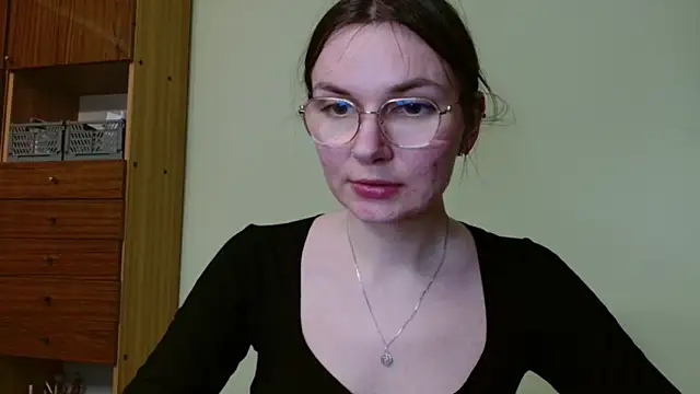 Snapshot of LooveELLYx chatting on 02-26-25, 08:54 LooveELLYx online show from 02-26-25, 08:54