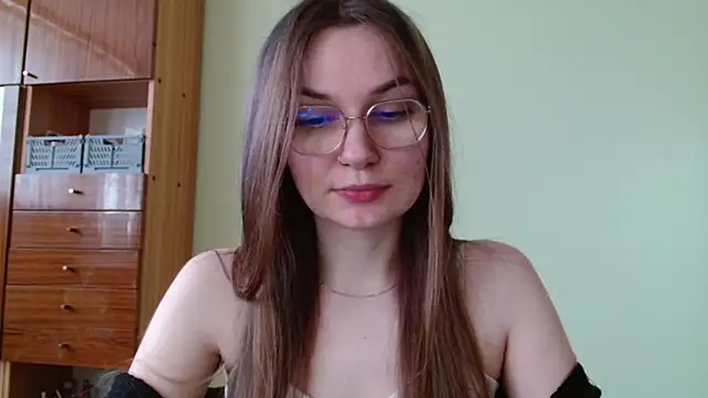 Snapshot of LooveELLYx chatting on 02-28-25, 10:52 LooveELLYx online show from 02-28-25, 10:52
