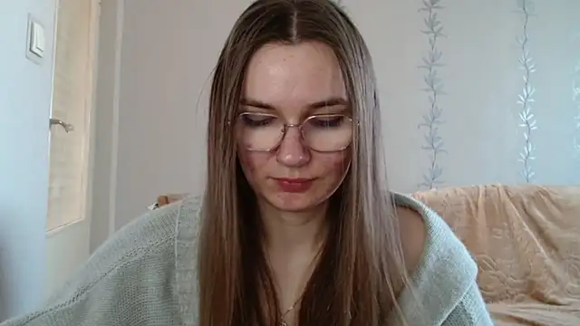 Snapshot of LooveELLYx chatting on 03-16-25, 07:48 LooveELLYx online show from 03-16-25, 07:48