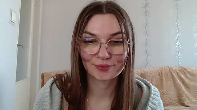 Snapshot of LooveELLYx chatting on 03-16-25, 11:05 LooveELLYx online show from 03-16-25, 11:05