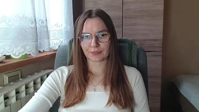 Snapshot of LooveELLYx chatting on 11-20-25, 07:52 LooveELLYx online show from 11-20-25, 07:52