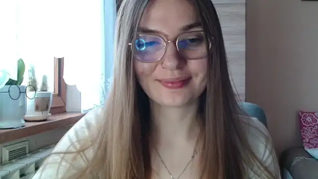 Snapshot of LooveELLYx chatting on 01-09-26, 07:33 LooveELLYx online show from 01-09-26, 07:33