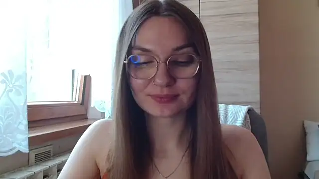 Snapshot of LooveELLYx chatting on 07-02-26, 06:30 LooveELLYx online show from 07-02-26, 06:30