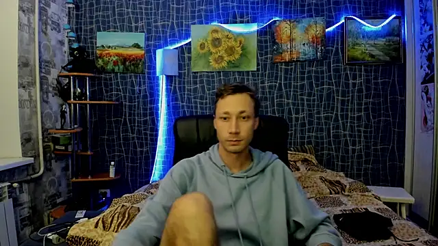 CuteBoy228 online show from 12-20-25, 09:00