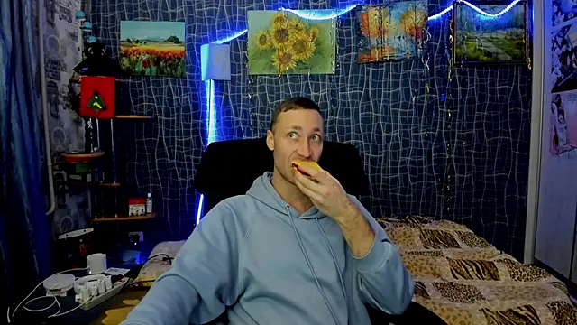 CuteBoy228 online show from 01-14-26, 07:30