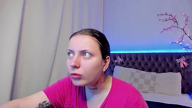 Snapshot of LilaVame chatting on 11-07-25, 09:04 LilaVame online show from 11-07-25, 09:04