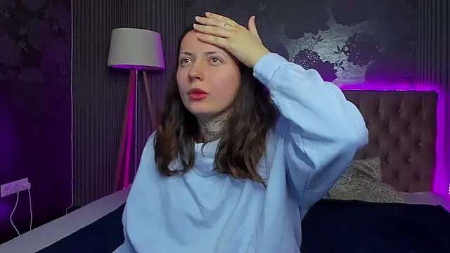 Snapshot of LilaVame chatting on 11-21-25, 01:54 LilaVame online show from 11-21-25, 01:54