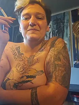 Snapshot of Ich-eben123 chatting on 09-09-25, 08:25 Ich-eben123 online show from 09-09-25, 08:25